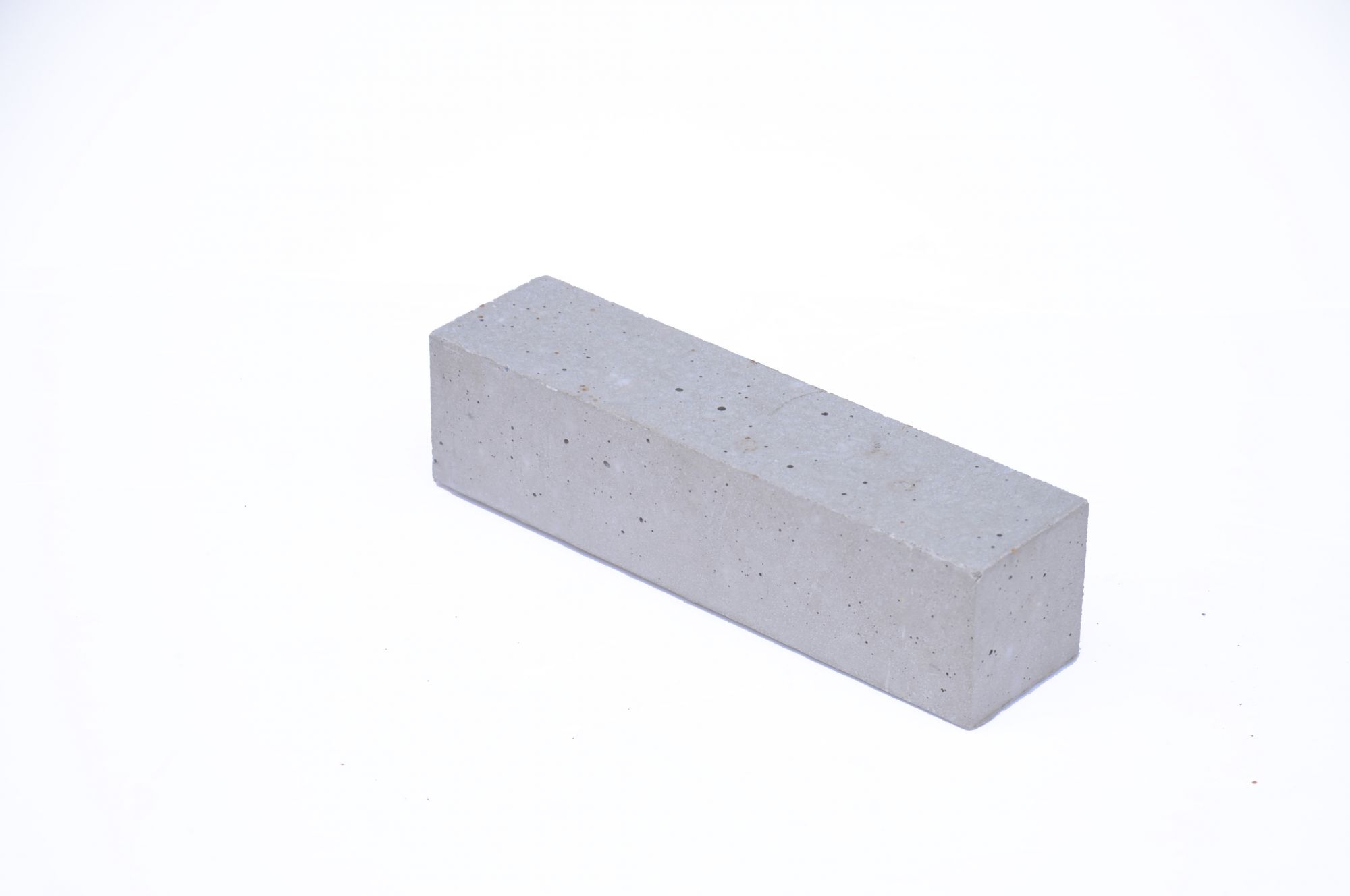 高强耐磨浇注料